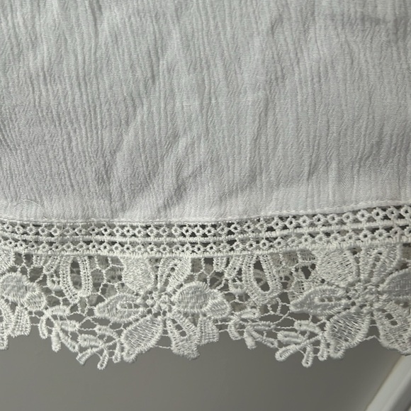 H&M OFF SHOULDER LACE TIE TOP - Picture 3 of 5